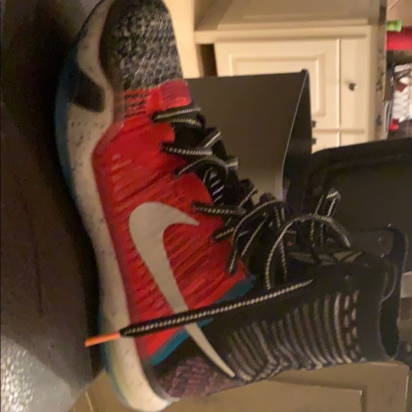 “What The” High top Kobe 10s - Picture 3 of 7